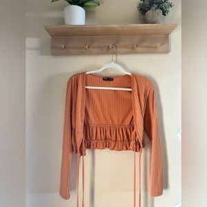 Tie Front Ruffle Hem Rib-knit Top